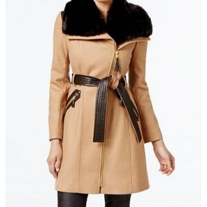 Via Spiga Asymmetrical Faux-Fur-Collar Coat